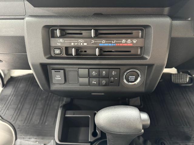 プッシュスタート・アイドリングストップ・リアセンサー・ＣＶＴ！