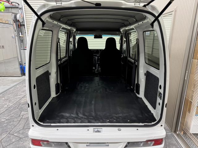 フラットにすればより多くの荷物も積めます！