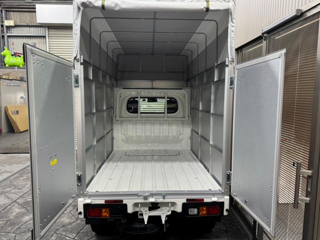 ハイゼットトラック スタンダード CVT・スマアシ・スマートキー・プッシュスタート・パワーウィンドウ・電動格納ミラー・ドラレコ・アルミパネル宅配仕様・幌付き・鍵付きハンドル・観音扉・カマチ脱着可能・アイドリングストップ・幌高2500(21枚目)