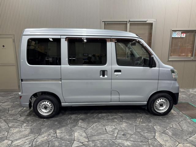ハイゼットカーゴ ＤＸ　４ＡＴ・キーレス・パワーウィンドウ・エアバック・ワンセグ・ナビ・ＥＴＣ・両側スライドドア・アイドリングストップ（9枚目）