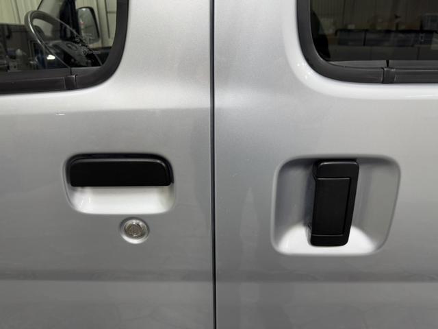 ハイゼットカーゴ ＤＸ　４ＡＴ・キーレス・パワーウィンドウ・エアバック・ワンセグ・ナビ・ＥＴＣ・両側スライドドア・アイドリングストップ（20枚目）
