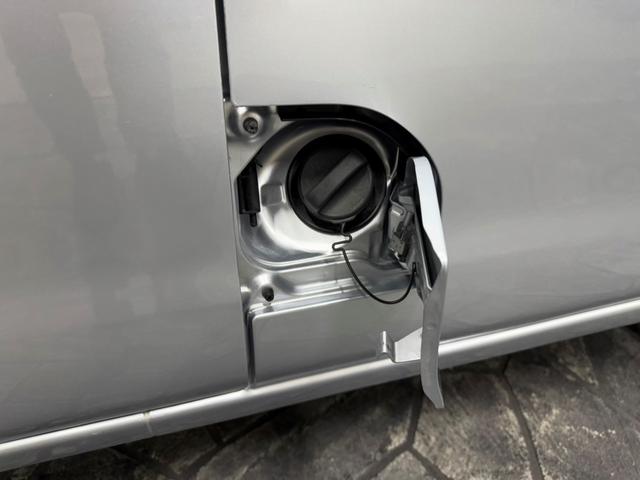 ハイゼットカーゴ ＤＸ　４ＡＴ・キーレス・パワーウィンドウ・エアバック・ワンセグ・ナビ・ＥＴＣ・両側スライドドア・アイドリングストップ（22枚目）