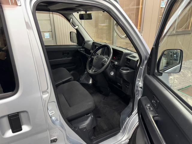 ハイゼットカーゴ ＤＸ　４ＡＴ・キーレス・パワーウィンドウ・エアバック・ワンセグ・ナビ・ＥＴＣ・両側スライドドア・アイドリングストップ（23枚目）