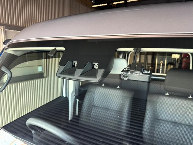 ハイゼットカーゴ クルーズターボ　ＣＶＴ・ターボ・スマアシ・プッシュスタート・パワーウィンドウ・Ｗエアバック・ディスプレイオーディオ・バックカメラ・ＥＴＣ（7枚目）