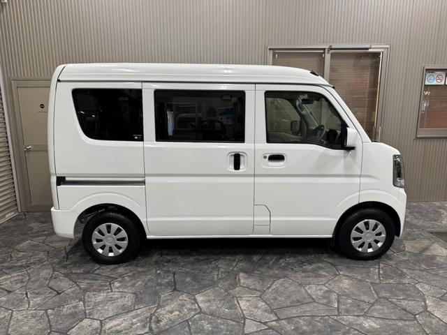 クリッパーバン ＤＸ　ＧＬパッケージ　ＣＶＴ・キーレス・パワーウィンドウ・Ｗエアバック・フルセグ・ナビ・バックカメラ・ＥＴＣ・ドラレコ・ＬＥＤヘッドライト・衝突被害軽減ブレーキ・リアセンサー・車線逸脱警報装置（10枚目）