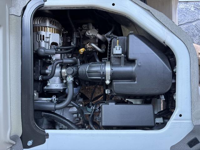 クリッパーバン ＤＸ　ＧＬパッケージ　ＣＶＴ・キーレス・パワーウィンドウ・Ｗエアバック・フルセグ・ナビ・バックカメラ・ＥＴＣ・ドラレコ・ＬＥＤヘッドライト・衝突被害軽減ブレーキ・リアセンサー・車線逸脱警報装置（17枚目）