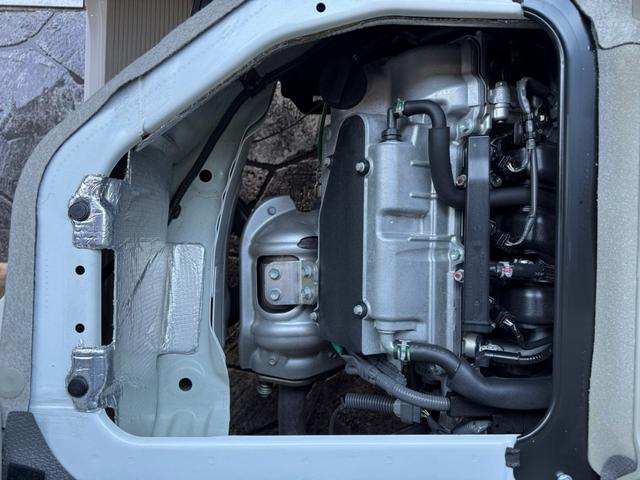 クリッパーバン ＤＸ　ＧＬパッケージ　ＣＶＴ・キーレス・パワーウィンドウ・Ｗエアバック・フルセグ・ナビ・バックカメラ・ＥＴＣ・ドラレコ・ＬＥＤヘッドライト・衝突被害軽減ブレーキ・リアセンサー・車線逸脱警報装置（18枚目）