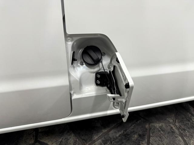クリッパーバン ＤＸ　ＧＬパッケージ　ＣＶＴ・キーレス・パワーウィンドウ・Ｗエアバック・フルセグ・ナビ・バックカメラ・ＥＴＣ・ドラレコ・ＬＥＤヘッドライト・衝突被害軽減ブレーキ・リアセンサー・車線逸脱警報装置（22枚目）