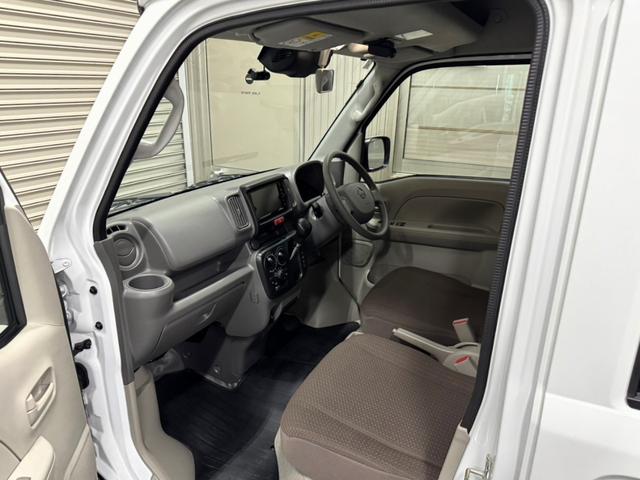 クリッパーバン ＤＸ　ＧＬパッケージ　ＣＶＴ・キーレス・パワーウィンドウ・Ｗエアバック・フルセグ・ナビ・バックカメラ・ＥＴＣ・ドラレコ・ＬＥＤヘッドライト・衝突被害軽減ブレーキ・リアセンサー・車線逸脱警報装置（24枚目）