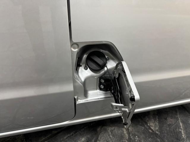 エブリイ PC 4AT・キーレス・パワーウィンドウ・電動格納ミラー・フルセグ・8インチナビ・バックカメラ・ETC・ドラレコ・衝突被害軽減ブレーキ・リアセンサー・車線逸脱警報装置付き(24枚目)