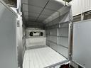 荷室フラット加工・LED作業灯等ご相談下さい。ラッシング加工は出来ません(;’∀’)
