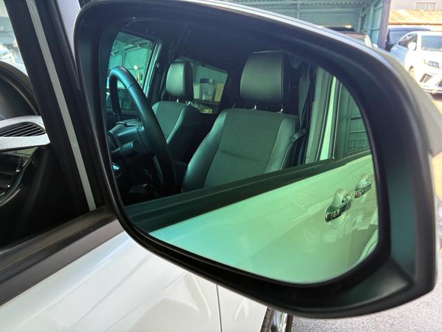 ノア ハイブリッドＳｉ　ダブルバイビー　カロッツェリア　１０インチナビ　１３インチフリップダウンモニター　ＥＴＣ　両側パワースライドドア　Ｂｌｕｅｔｏｏｔｈオーディオ　レーダー探知機　コーナーセンサー　ドライブレコーダー　シートヒーター（12枚目）