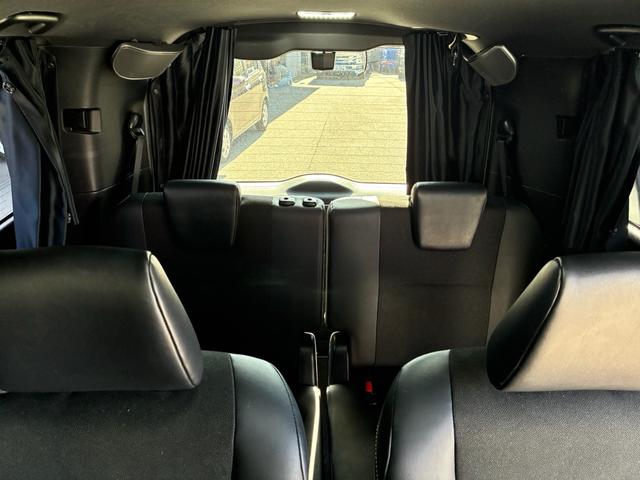 ノア ハイブリッドＳｉ　ダブルバイビー　カロッツェリア　１０インチナビ　１３インチフリップダウンモニター　ＥＴＣ　両側パワースライドドア　Ｂｌｕｅｔｏｏｔｈオーディオ　レーダー探知機　コーナーセンサー　ドライブレコーダー　シートヒーター（20枚目）