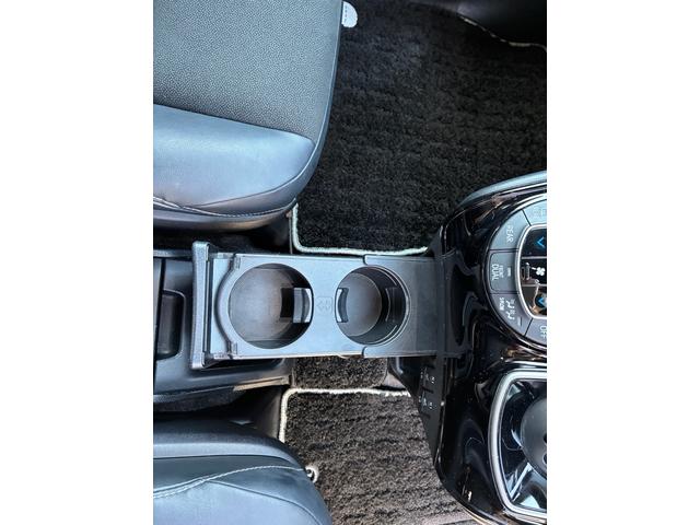 ノア ハイブリッドＳｉ　ダブルバイビー　カロッツェリア　１０インチナビ　１３インチフリップダウンモニター　ＥＴＣ　両側パワースライドドア　Ｂｌｕｅｔｏｏｔｈオーディオ　レーダー探知機　コーナーセンサー　ドライブレコーダー　シートヒーター（46枚目）