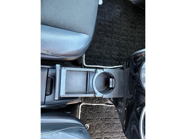 ノア ハイブリッドＳｉ　ダブルバイビー　カロッツェリア　１０インチナビ　１３インチフリップダウンモニター　ＥＴＣ　両側パワースライドドア　Ｂｌｕｅｔｏｏｔｈオーディオ　レーダー探知機　コーナーセンサー　ドライブレコーダー　シートヒーター（47枚目）