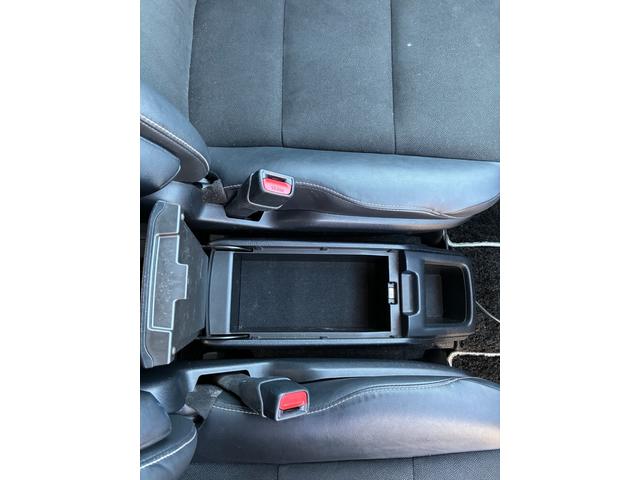 ノア ハイブリッドＳｉ　ダブルバイビー　カロッツェリア　１０インチナビ　１３インチフリップダウンモニター　ＥＴＣ　両側パワースライドドア　Ｂｌｕｅｔｏｏｔｈオーディオ　レーダー探知機　コーナーセンサー　ドライブレコーダー　シートヒーター（51枚目）