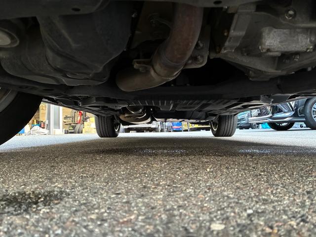 ＲＸ ＲＸ４５０ｈ　バージョンＬ　現行仕様３眼ＬＥＤヘッドライト＆テールランプ　シーケンシャルウインカー　黒革シート　サンルーフ　Ｂｌｕｅｔｏｏｔｈオーディオ　バック＆サイドカメラ　シートヒーター＆ベンチレーション（59枚目）