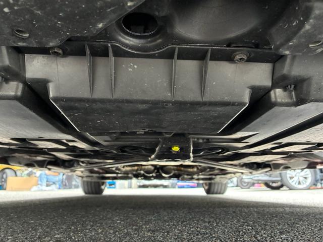 IS IS250C バージョンL 3眼LEDヘッドライト Bluetoothオーディオ パワーシート クルーズコントロール バックカメラ シートヒーター&ベンチレーション DVD再生 ETC シーケンシャルウインカー スピンドルグリル(56枚目)