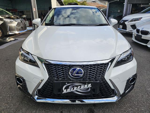 ＣＴ ＣＴ２００ｈ　バージョンＬ　３眼ＬＥＤヘッドライト　電動サンルーフ　シーケンシャルウインカー　パワーシート　シートヒーター　クルーズコントロール　ＥＴＣ　サンルーフ　Ｂｌｕｅｔｏｏｔｈ　バックカメラ　革シート　クリアランスソナー（8枚目）