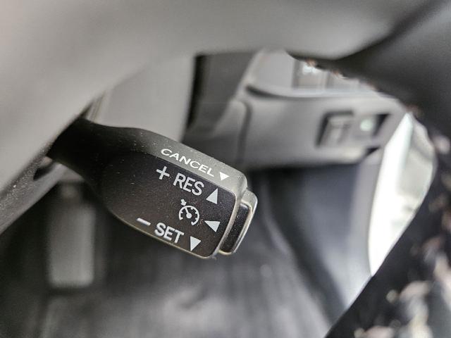 ＣＴ ＣＴ２００ｈ　バージョンＬ　３眼ＬＥＤヘッドライト　電動サンルーフ　シーケンシャルウインカー　パワーシート　シートヒーター　クルーズコントロール　ＥＴＣ　サンルーフ　Ｂｌｕｅｔｏｏｔｈ　バックカメラ　革シート　クリアランスソナー（23枚目）