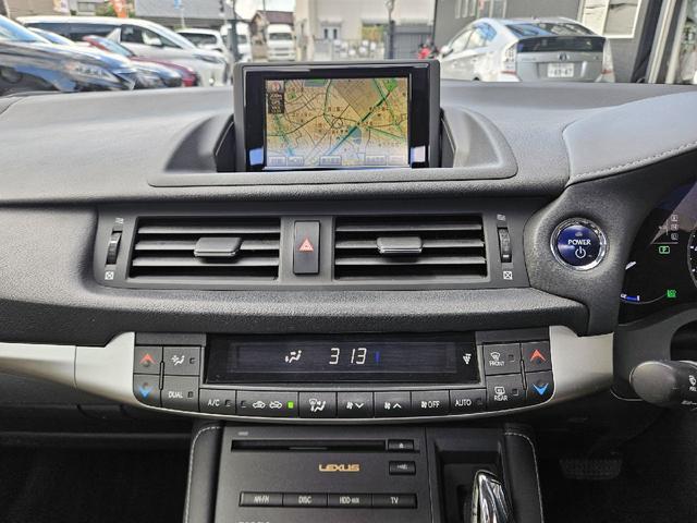 ＣＴ ＣＴ２００ｈ　バージョンＬ　３眼ＬＥＤヘッドライト　電動サンルーフ　シーケンシャルウインカー　パワーシート　シートヒーター　クルーズコントロール　ＥＴＣ　サンルーフ　Ｂｌｕｅｔｏｏｔｈ　バックカメラ　革シート　クリアランスソナー（27枚目）