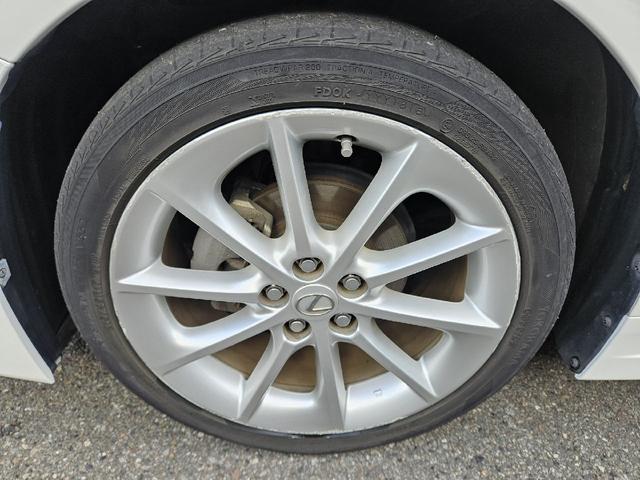 ＣＴ ＣＴ２００ｈ　バージョンＬ　３眼ＬＥＤヘッドライト　電動サンルーフ　シーケンシャルウインカー　パワーシート　シートヒーター　クルーズコントロール　ＥＴＣ　サンルーフ　Ｂｌｕｅｔｏｏｔｈ　バックカメラ　革シート　クリアランスソナー（51枚目）