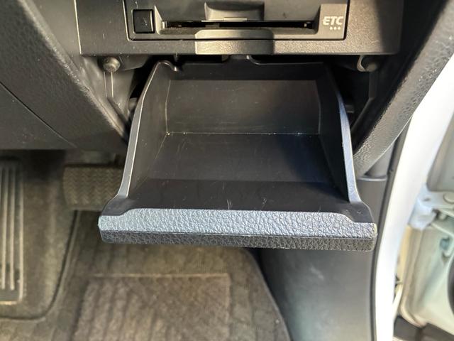 ヴォクシー ZS アルパイン11インチナビ ドライブレコーダー 16インチアルミホイール 両側電動パワースライドドア Bluetooth ミラー型GPSレーダー探知機 バックカメラ コーナーセンサーETC(24枚目)