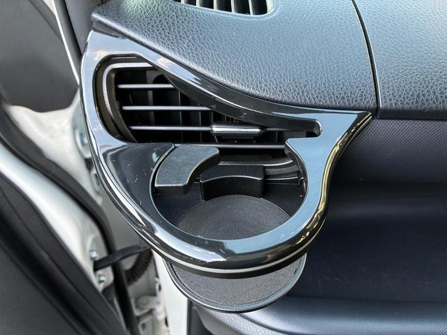 ヴォクシー ZS アルパイン11インチナビ ドライブレコーダー 16インチアルミホイール 両側電動パワースライドドア Bluetooth ミラー型GPSレーダー探知機 バックカメラ コーナーセンサーETC(41枚目)