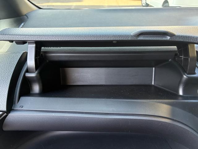 ヴォクシー ZS アルパイン11インチナビ ドライブレコーダー 16インチアルミホイール 両側電動パワースライドドア Bluetooth ミラー型GPSレーダー探知機 バックカメラ コーナーセンサーETC(42枚目)