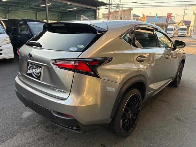 NX NX300h Iパッケージ レザーシートヒーター&クーラー パノラマルーフ 3眼LEDヘッドライト パワーバックドア RAYS20AW(5枚目)