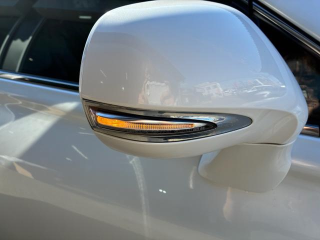 RX RX450h バージョンL 3眼LEDヘッドライト シーケンシャルウインカー Bluetoothオーディオ クルーズコントロール バックカメラ ETC パワーバックドア パワーバックドア サンルーフ 革シート(13枚目)