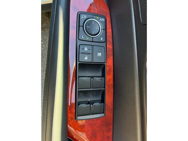 RX RX450h バージョンL 3眼LEDヘッドライト シーケンシャルウインカー Bluetoothオーディオ クルーズコントロール バックカメラ ETC パワーバックドア パワーバックドア サンルーフ 革シート(18枚目)