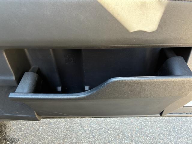 RX RX450h バージョンL 3眼LEDヘッドライト シーケンシャルウインカー Bluetoothオーディオ クルーズコントロール バックカメラ ETC パワーバックドア パワーバックドア サンルーフ 革シート(20枚目)