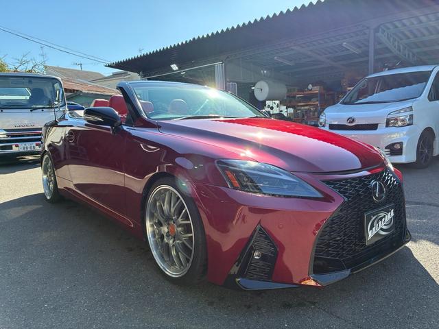 IS IS250C バージョンL 30Fスポーツ仕様3眼LEDヘッドライト 赤白コンビレザー 19AWローダウン 電動オープンルーフブラックアウト(7枚目)