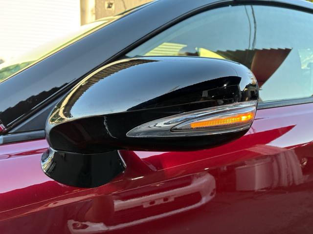 IS IS250C バージョンL 30Fスポーツ仕様3眼LEDヘッドライト 赤白コンビレザー 19AWローダウン 電動オープンルーフブラックアウト(23枚目)