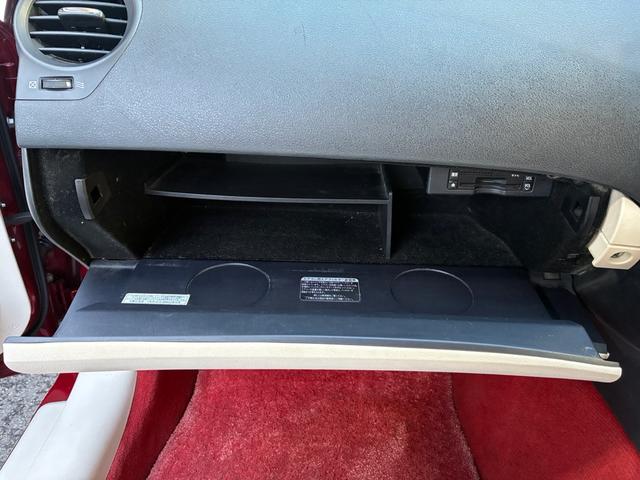 IS IS250C バージョンL 30Fスポーツ仕様3眼LEDヘッドライト 赤白コンビレザー 19AWローダウン 電動オープンルーフブラックアウト(53枚目)