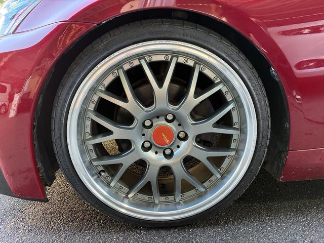 IS IS250C バージョンL 30Fスポーツ仕様3眼LEDヘッドライト 赤白コンビレザー 19AWローダウン 電動オープンルーフブラックアウト(63枚目)