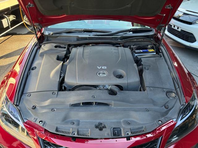 IS IS250C バージョンL 30Fスポーツ仕様3眼LEDヘッドライト 赤白コンビレザー 19AWローダウン 電動オープンルーフブラックアウト(68枚目)