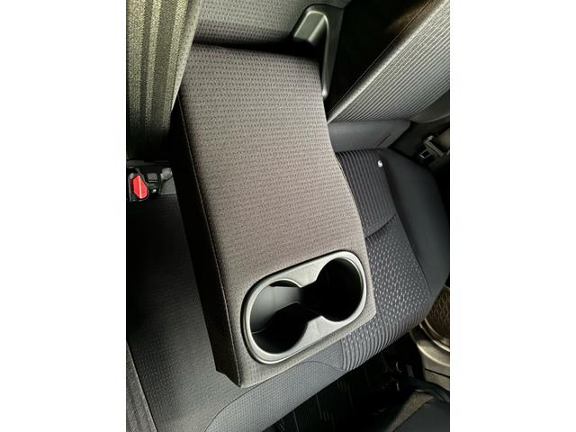 プリウス S ユーザー買取車 19インチAW モデリスタエアロ ローダウン フルセグTV Bluetoothオーディオ バックカメラ(41枚目)