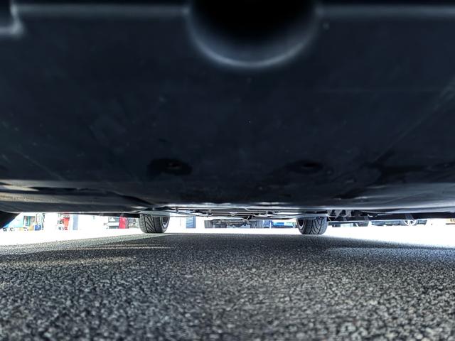 プリウス S ユーザー買取車 19インチAW モデリスタエアロ ローダウン フルセグTV Bluetoothオーディオ バックカメラ(52枚目)