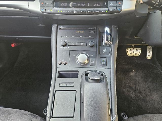 CT CT200h Fスポーツ 後期仕様ヘッドライト 後期仕様テールランプ サンルーフ フレアイエローマイカメタリック Bluetoothオーディオ フルセグTV ETC バックカメラ(22枚目)