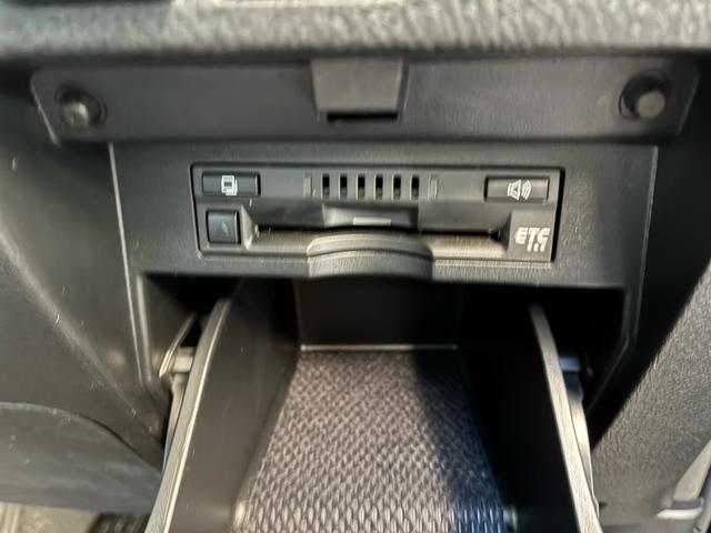 ヴェルファイア 2.5Z Gエディション レクサスLMルック ツインムーンルーフ 両側パワースライド パワーバックドア パワーシート ハーフレザー 純正10インチナビ フリップダウンモニター(30枚目)