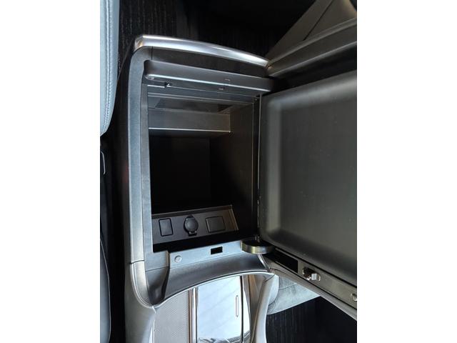 ヴェルファイア 2.5Z Gエディション レクサスLMルック ツインムーンルーフ 両側パワースライド パワーバックドア パワーシート ハーフレザー 純正10インチナビ フリップダウンモニター(41枚目)