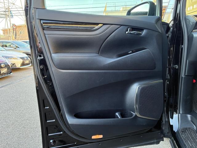 ヴェルファイア 2.5Z Gエディション レクサスLMルック ツインムーンルーフ 両側パワースライド パワーバックドア パワーシート ハーフレザー 純正10インチナビ フリップダウンモニター(45枚目)