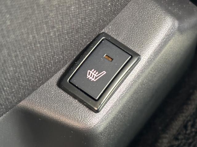 クロスビー ＨＹＢＲＩＤ　ＭＺ　３型　※雹災車両※　元当社試乗車使用　雹による凹みが数か所ございます。恐れ入りますが、必ず現車確認をお願いいたします。　なお、雹害を理由に本体値引き対応はいたしかねます。予めご了承ください。（39枚目）
