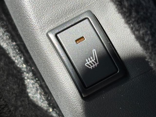 クロスビー ＨＹＢＲＩＤ　ＭＺ　３型　※雹災車両※　元当社試乗車使用　雹による凹みが数か所ございます。恐れ入りますが、必ず現車確認をお願いいたします。　なお、雹害を理由に本体値引き対応はいたしかねます。予めご了承ください。（40枚目）