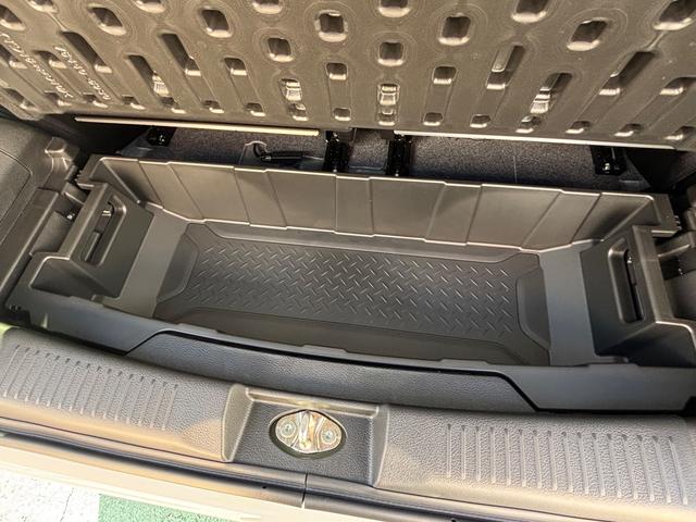 ハスラー ＨＹＢＲＩＤ　Ｘ　３型　スズキコネクト通信対応　全方位カメラ対応９インチメモリーナビ　前席両側シートヒーター　充電ポート　試乗車アップ（33枚目）