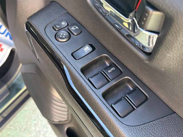 ハスラー ＨＹＢＲＩＤ　Ｘ　３型　スズキコネクト通信対応　全方位カメラ対応９インチメモリーナビ　前席両側シートヒーター　充電ポート　試乗車アップ（52枚目）