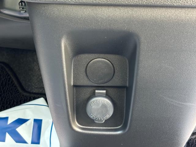 スペーシア ＨＹＢＲＩＤ　Ｇ　２ＷＤ　衝突被害軽減ブレーキシステム　全方位カメラ　９インチメモリーナビゲーション　スマホ連携機能付き　スズキコネクト通信機器対応　プッシュスタート　アイドリングストップ（13枚目）