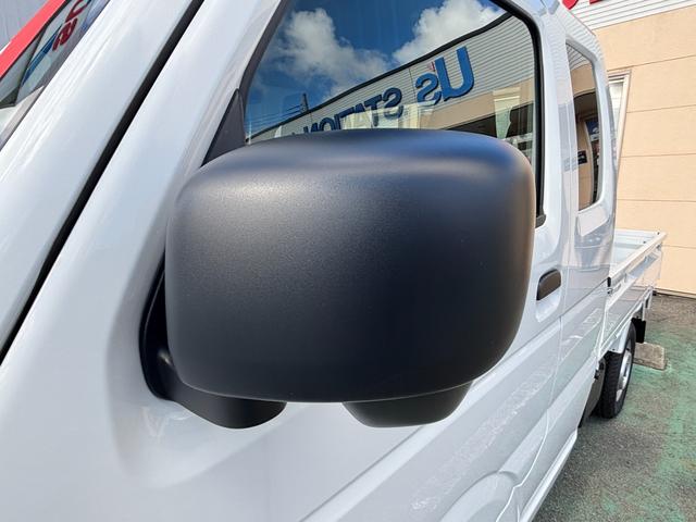 �������������Ă���܂��ԗ��́C�X�Y�L���c�㗝�X�̓��Ђ����M�������Ă����߂ł���f�B�[���[���ÎԂł��B